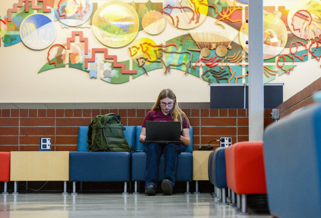 Photo of Alicia Nelson studies on campus Tuesday, August 30, 2022.